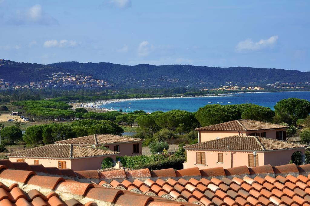 Residenze Mare E Pineta Aparthotel Budoni Εξωτερικό φωτογραφία