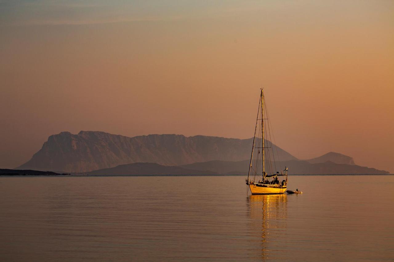 Residenze Mare E Pineta Aparthotel Budoni Εξωτερικό φωτογραφία