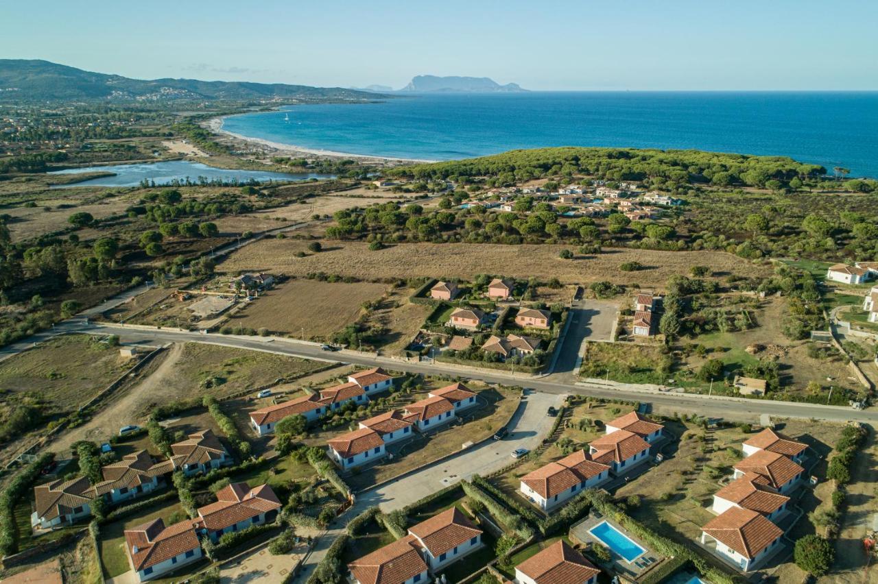 Residenze Mare E Pineta Aparthotel Budoni Εξωτερικό φωτογραφία